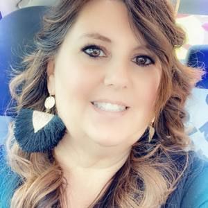 Meet your Posher, Katina